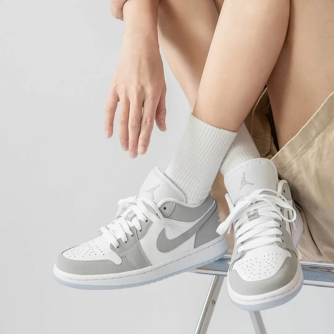 Air Jordan 1 Low Wolf Grey