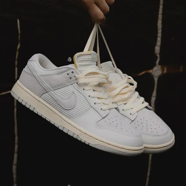 Dunk Low Phantom