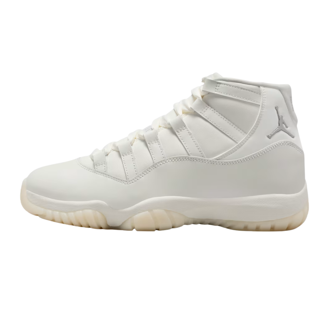 Jordan 11 Retro Pearl