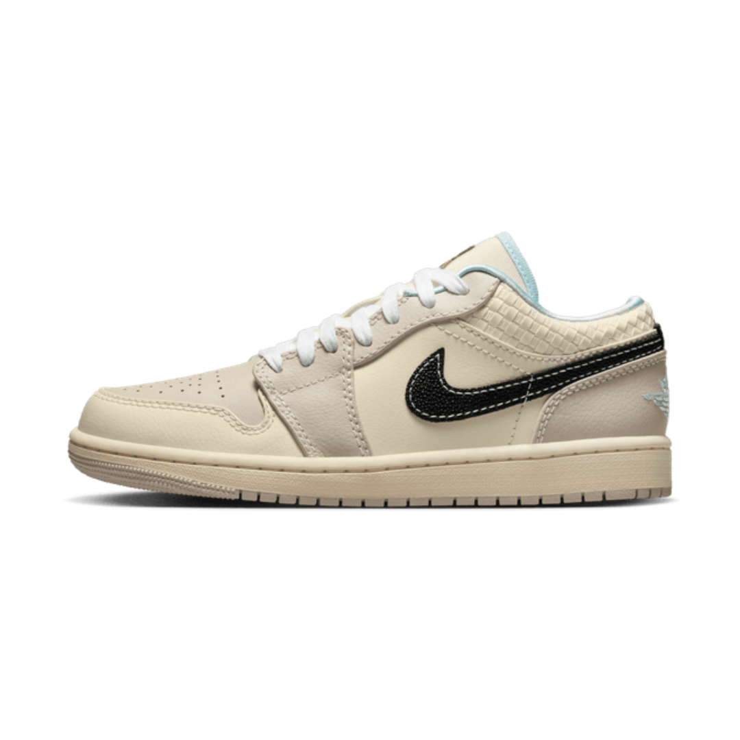 Jordan 1 Low SE Sanddrift Glacier Blue